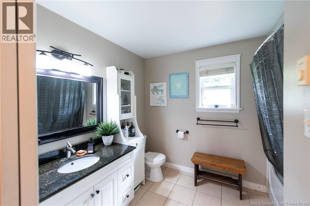 10 Queensbury Drive Property Photo 14