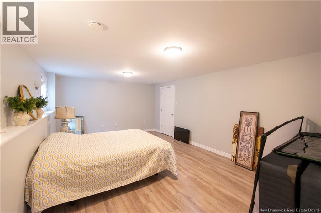 10 Queensbury Drive Property Photo 20
