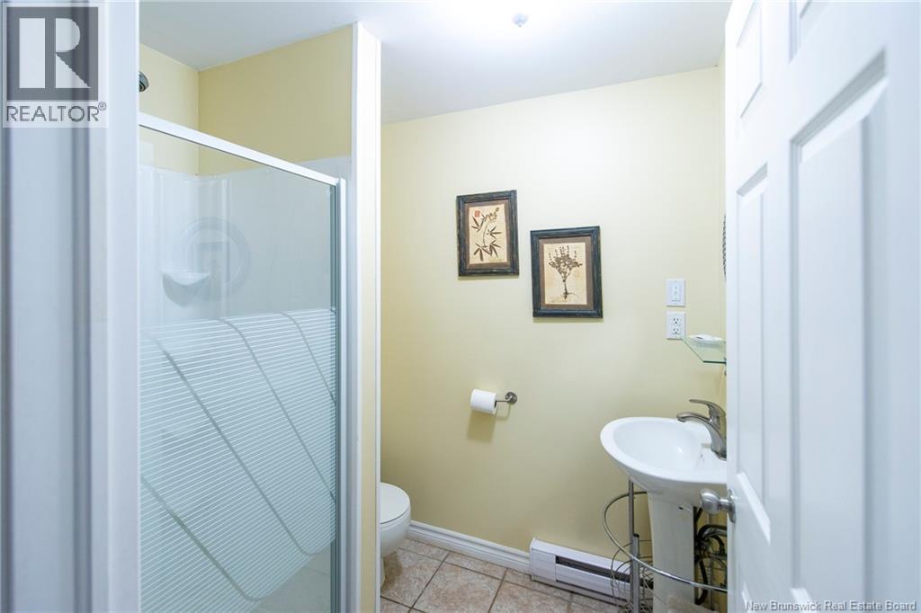 10 Queensbury Drive Property Photo 21