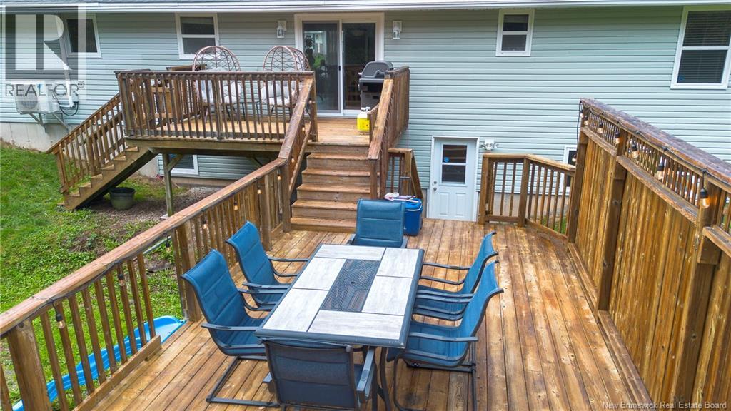 10 Queensbury Drive Property Photo 27