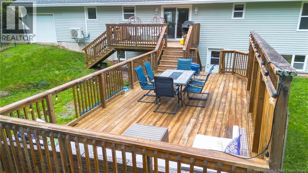 10 Queensbury Drive Property Photo 28