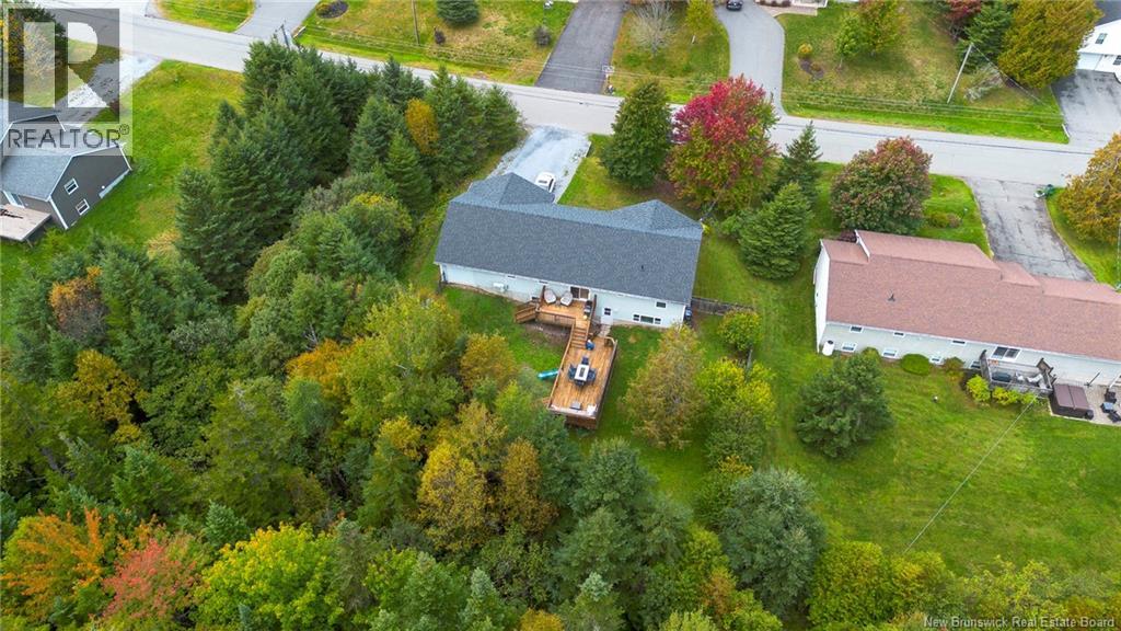 10 Queensbury Drive Property Photo 34