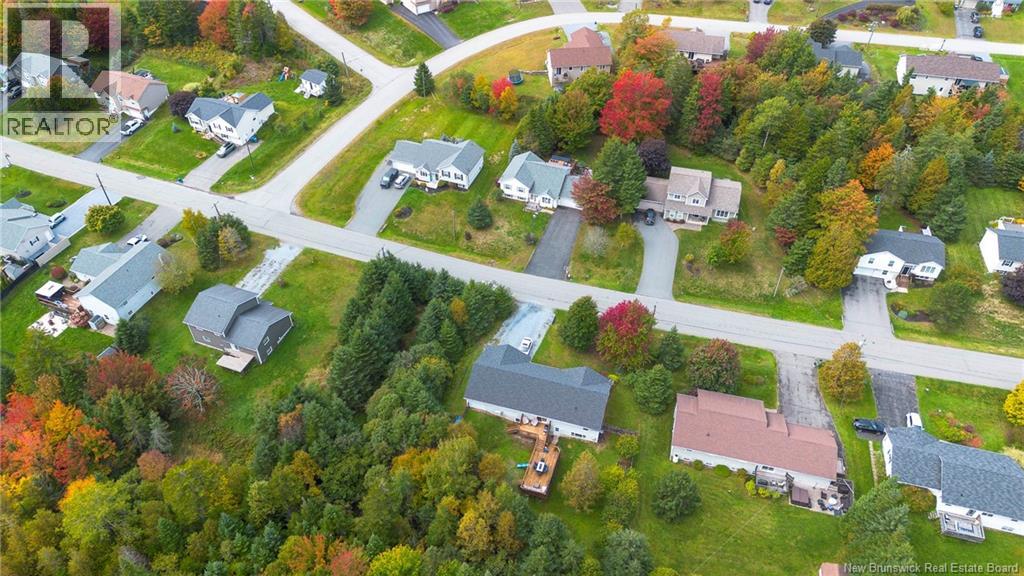 10 Queensbury Drive Property Photo 35