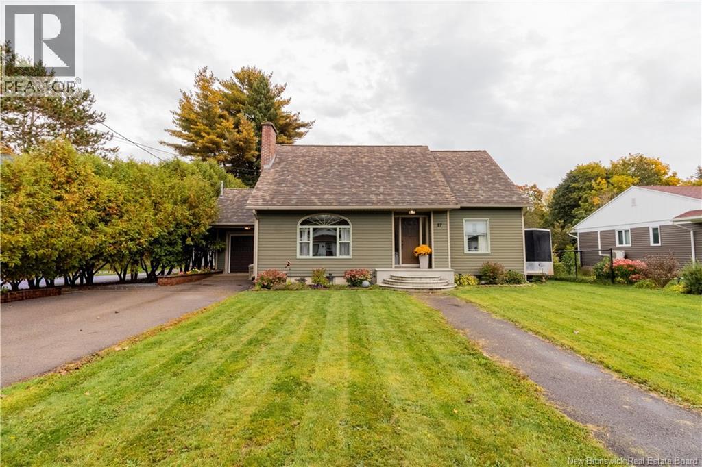 27 Stewart Avenue