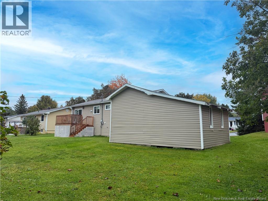 214 Maurice Crescent Property Photo 8
