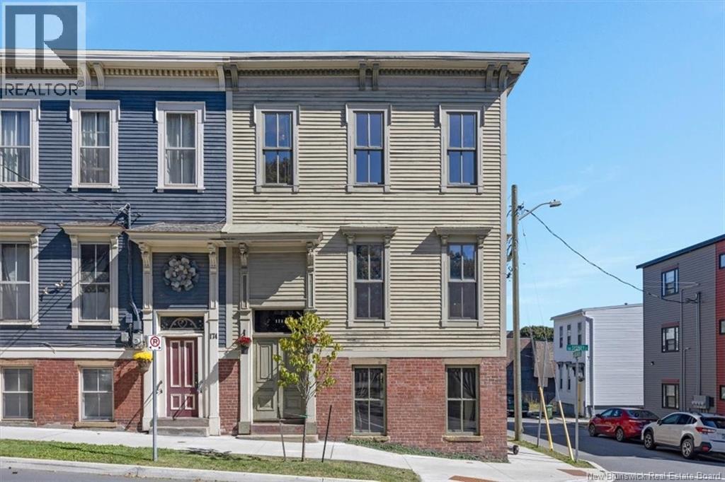 176 Sydney Street Property Photo 1
