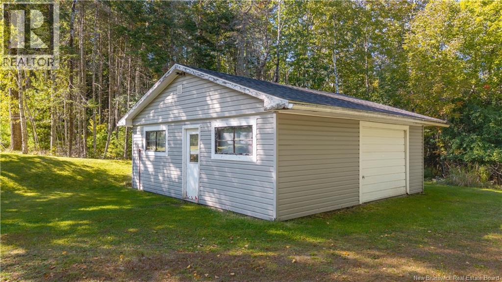 499 Ledge Road Property Photo 3