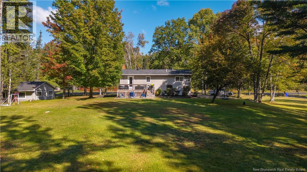 499 Ledge Road Property Photo 6