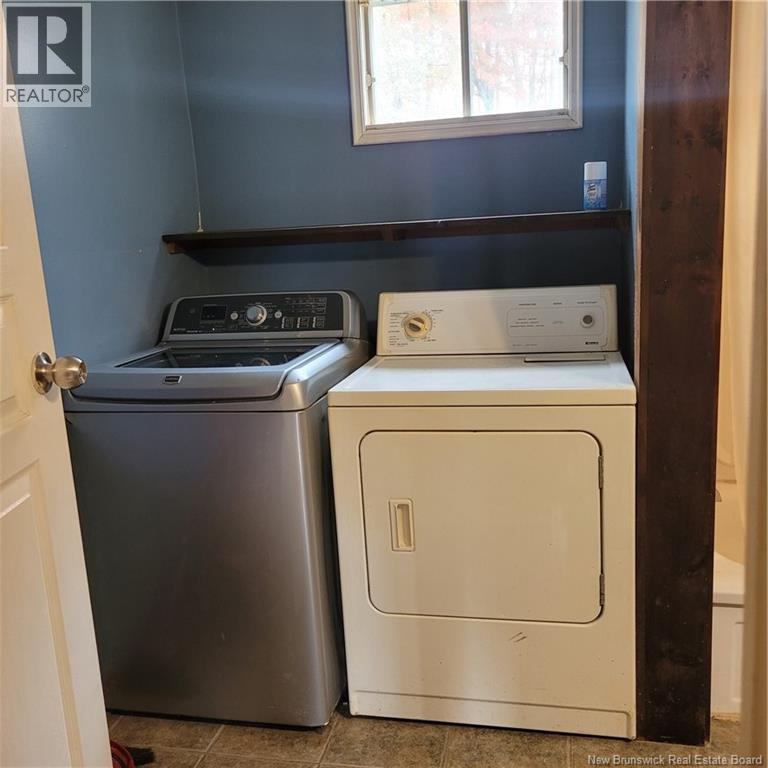 543 Champlain Street Property Photo 8