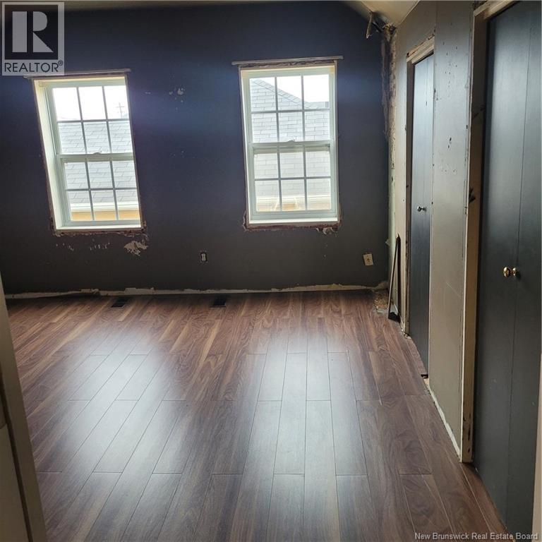 543 Champlain Street Property Photo 10