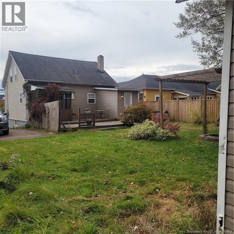 543 Champlain Street Property Photo 17