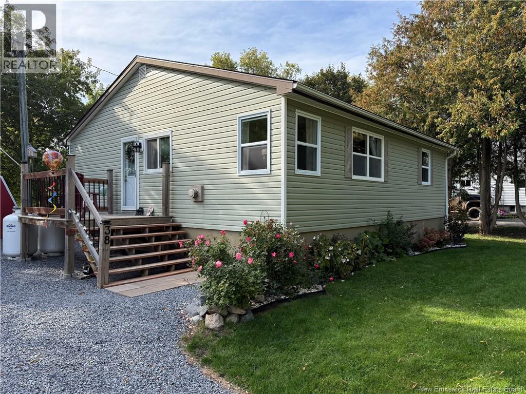 38 Holman Avenue