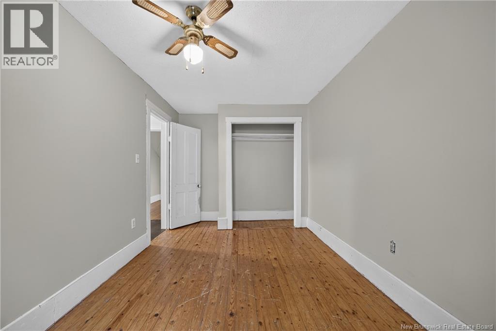 877 Barker Street Property Photo 26