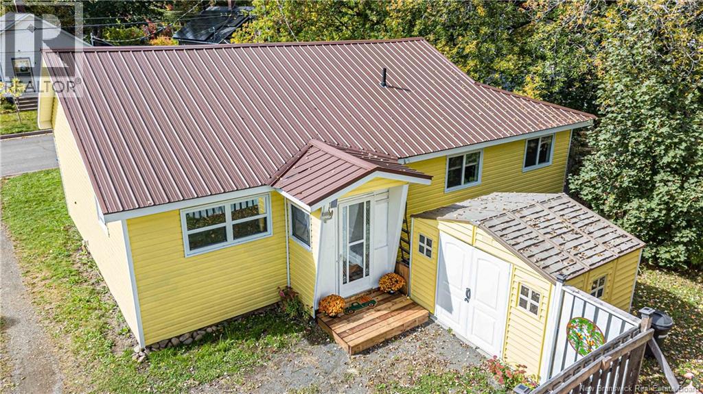 19 Victory Avenue Property Photo 4