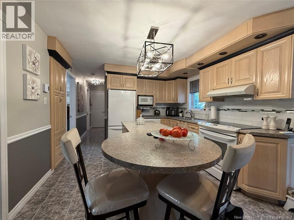 12 Eugène Street Property Photo 7