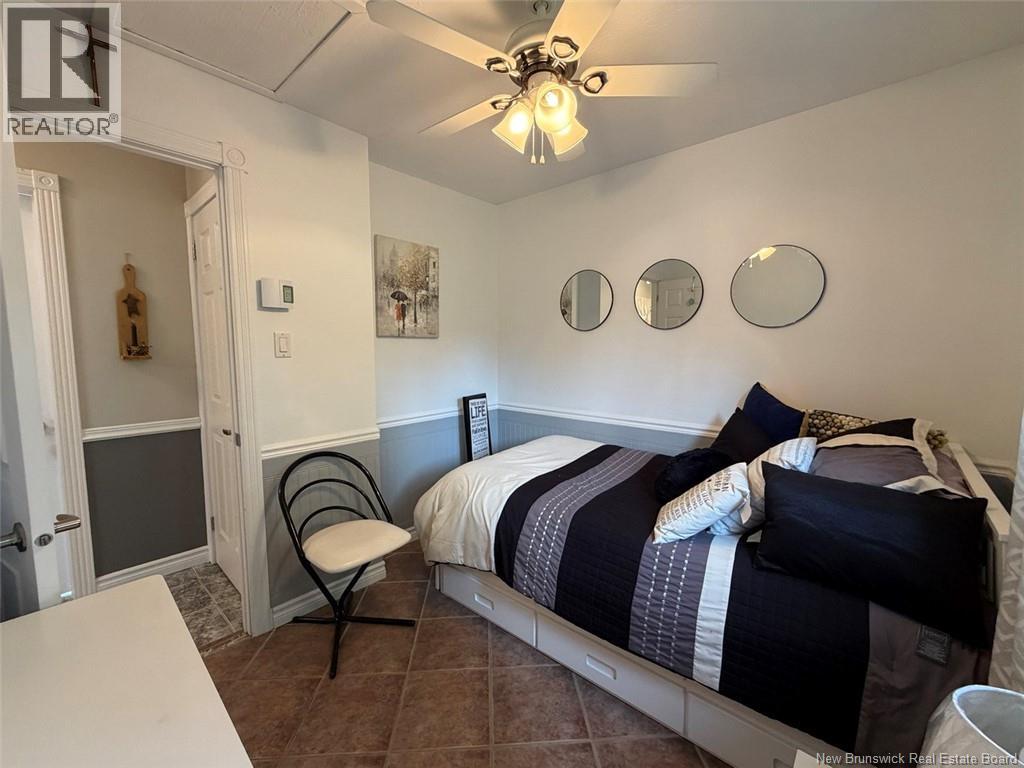 12 Eugène Street Property Photo 18