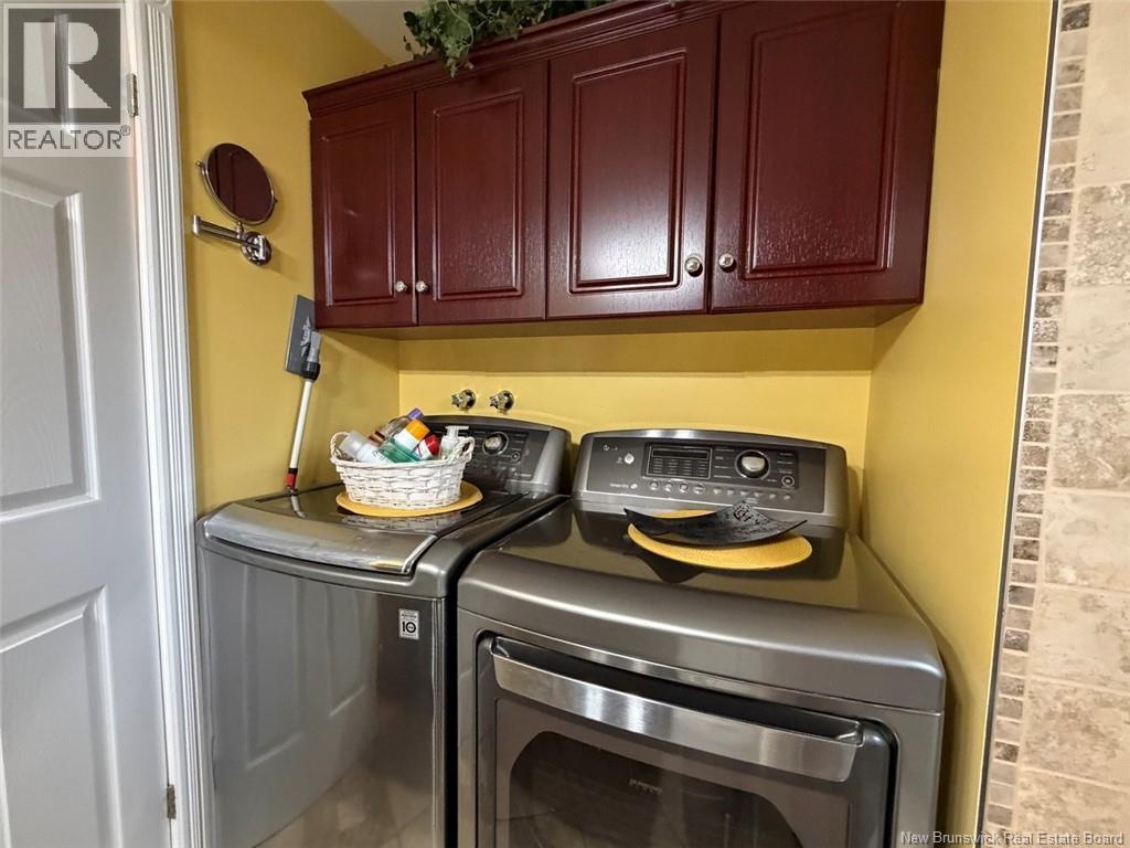 12 Eugène Street Property Photo 20
