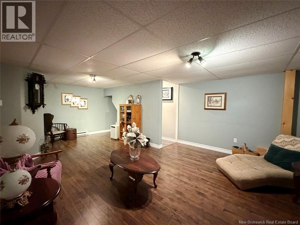 12 Eugène Street Property Photo 24