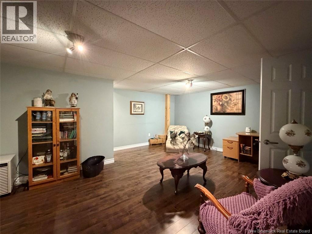 12 Eugène Street Property Photo 25