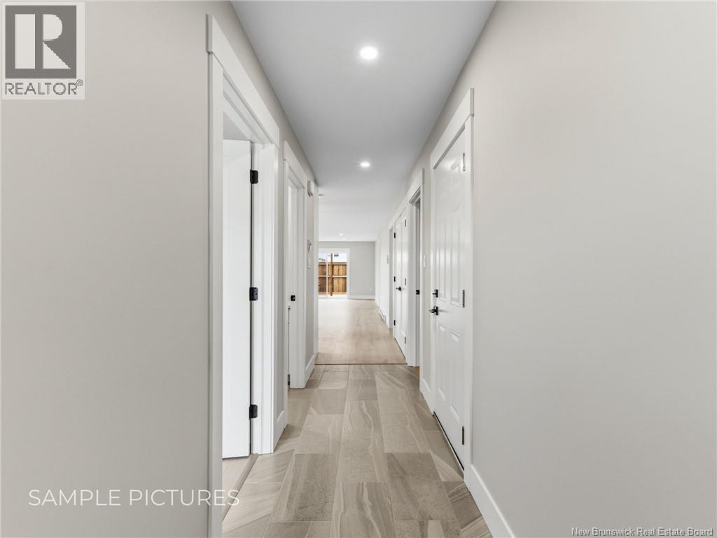 30 Violet Street Property Photo 4