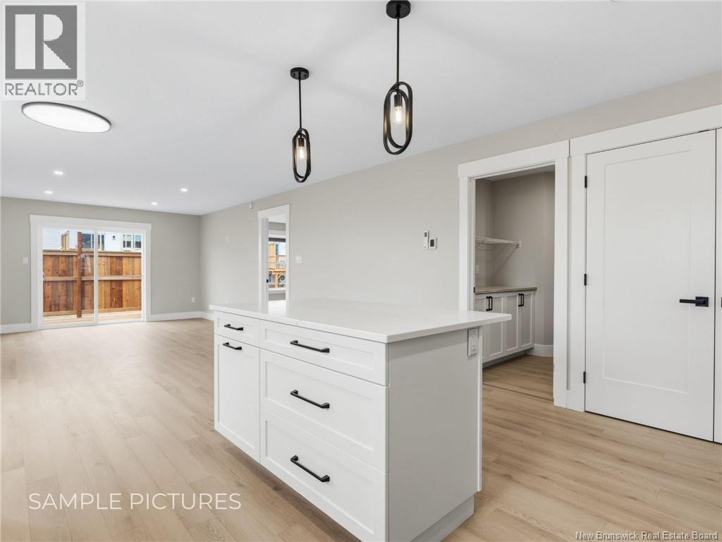 30 Violet Street Property Photo 5