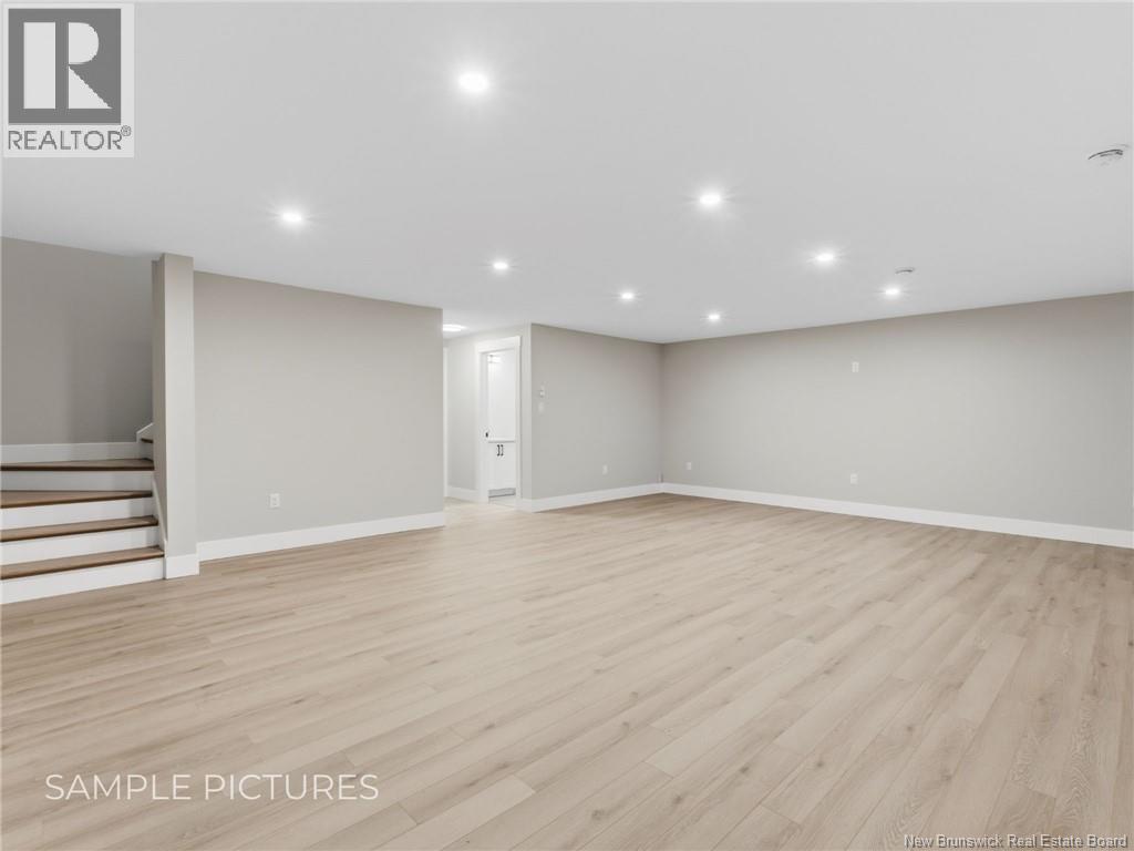 30 Violet Street Property Photo 23