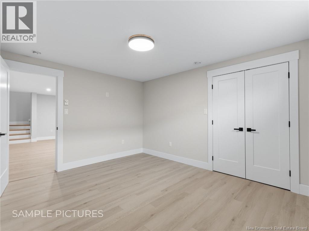 30 Violet Street Property Photo 29