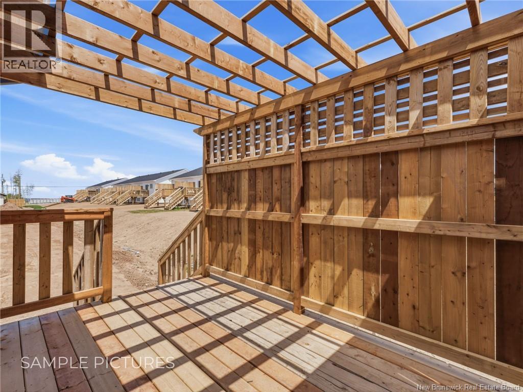 30 Violet Street Property Photo 36