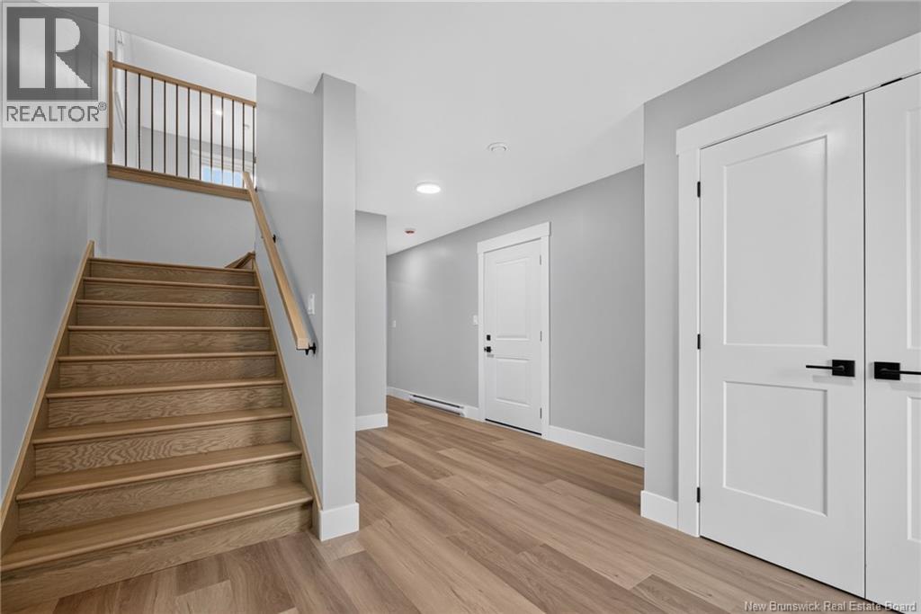 3 Avenue Denis Property Photo 5