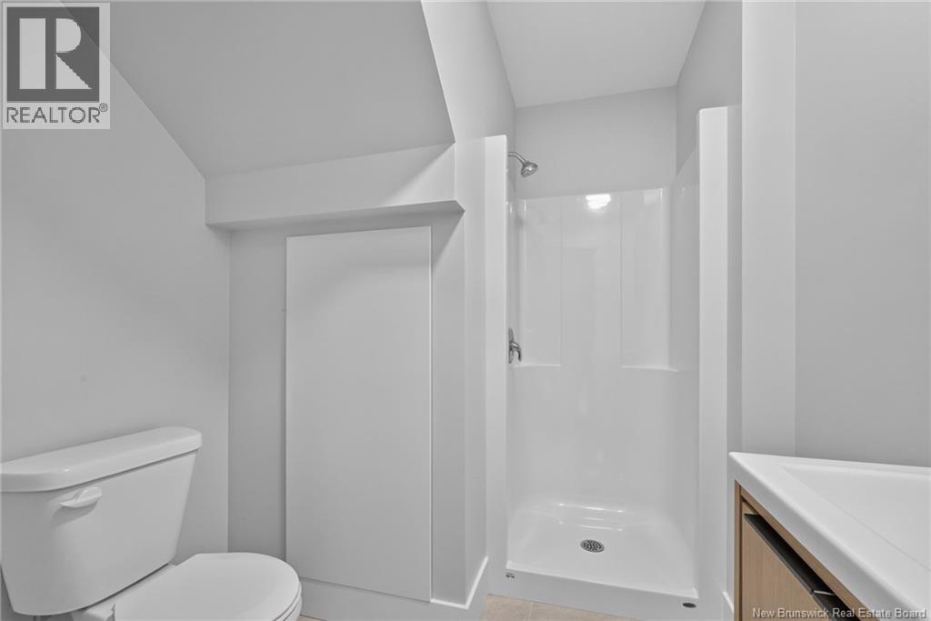 3 Avenue Denis Property Photo 10