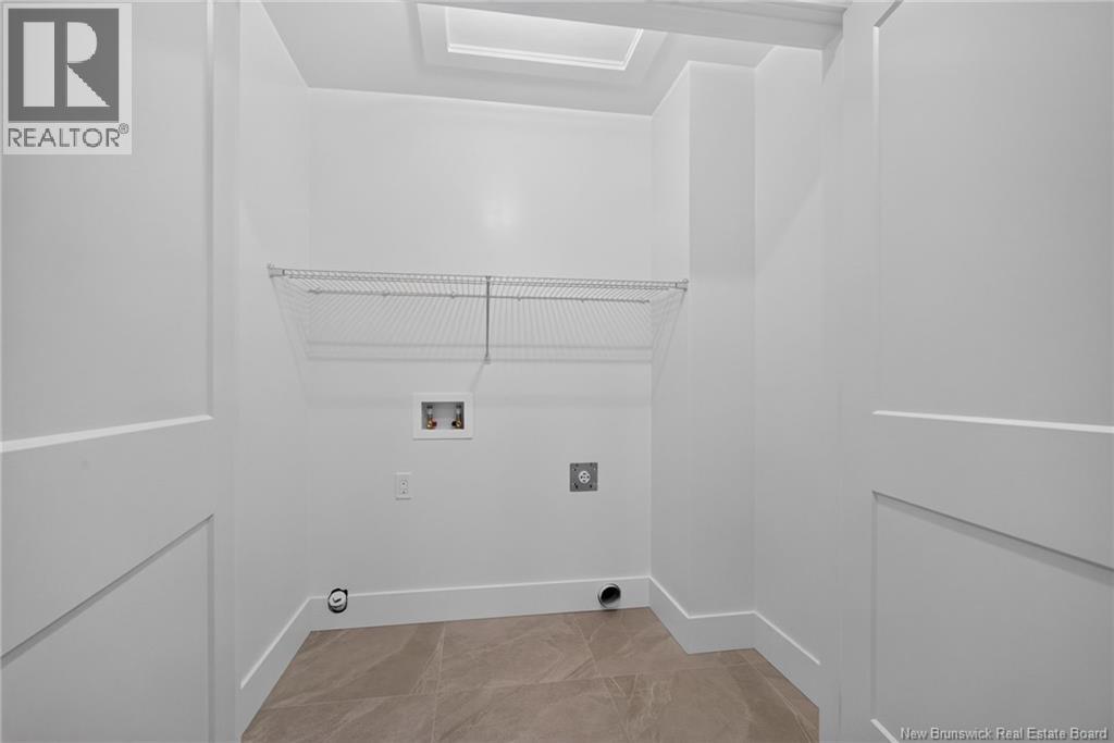 3 Avenue Denis Property Photo 33