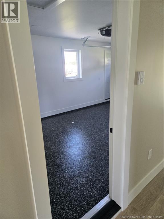 14 Burbank Street Property Photo 3