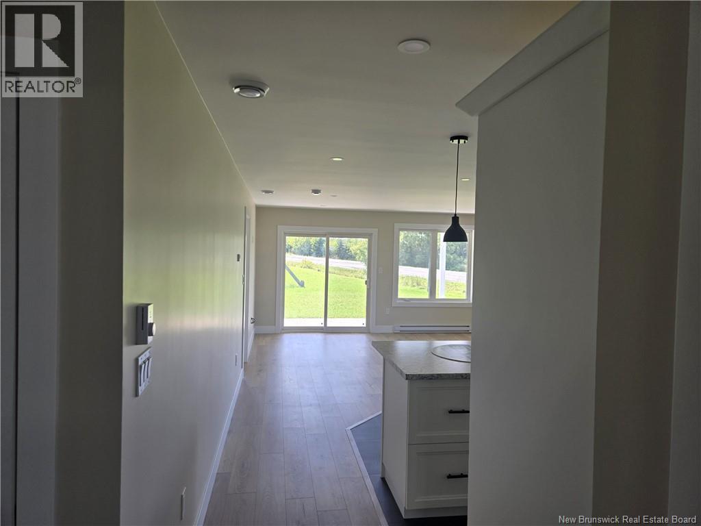 14 Burbank Street Property Photo 4