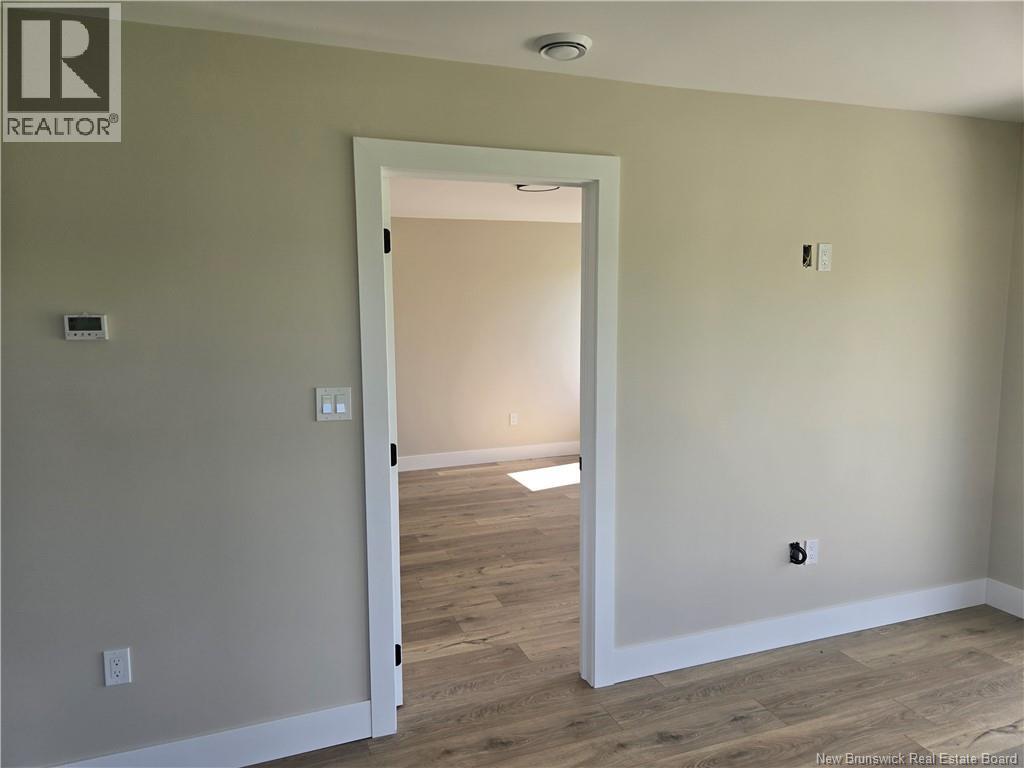 14 Burbank Street Property Photo 7