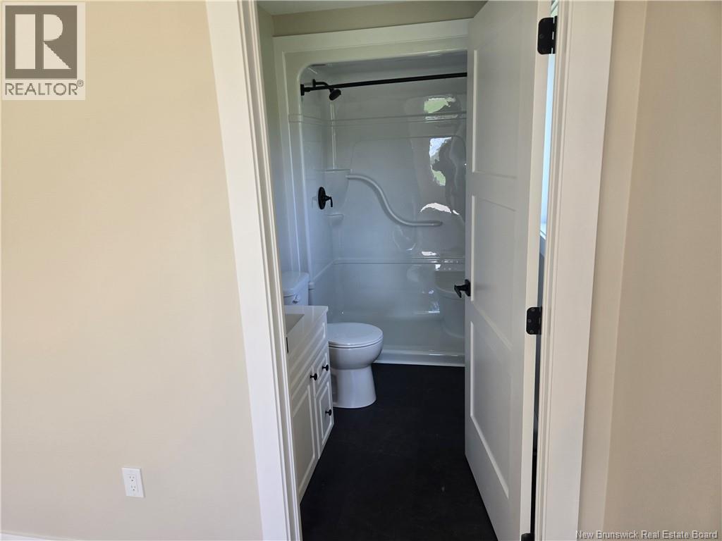 14 Burbank Street Property Photo 10