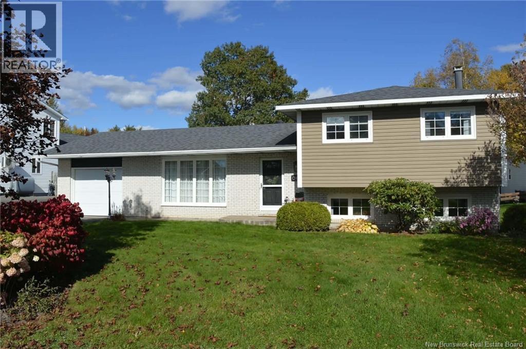 108 Stothart Drive Property Photo 1