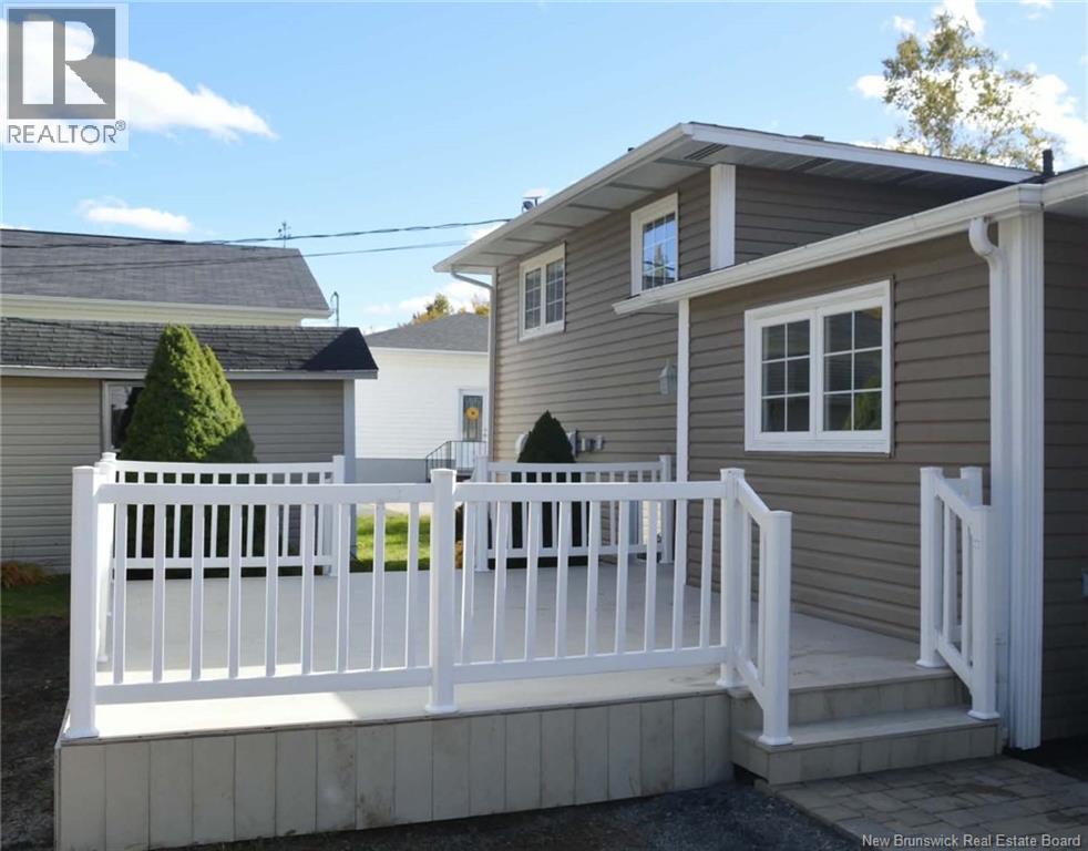 108 Stothart Drive Property Photo 3
