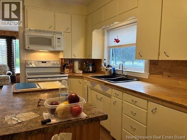 220 Maple Avenue Property Photo 11