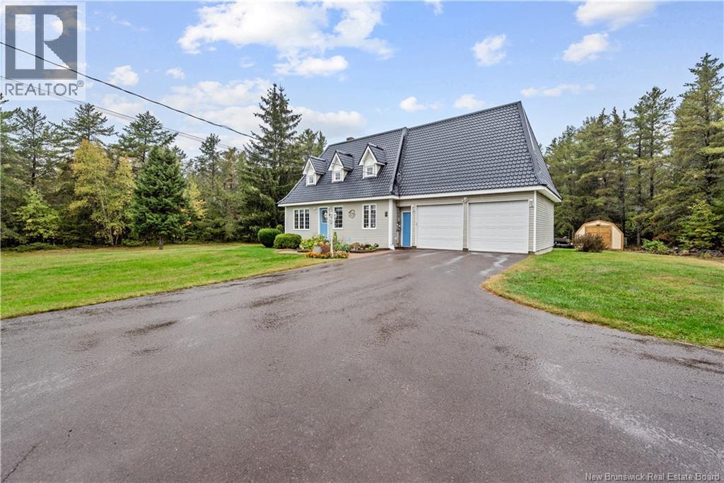 1460 Saint Charles Nord Property Photo 1