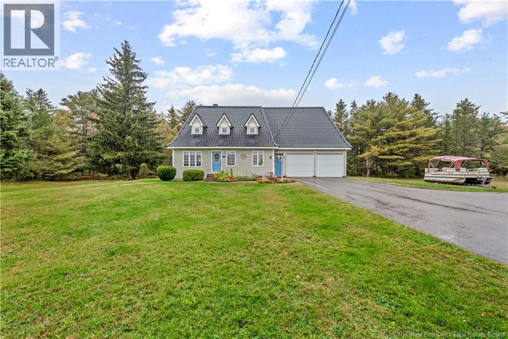 1460 Saint Charles Nord Property Photo 2