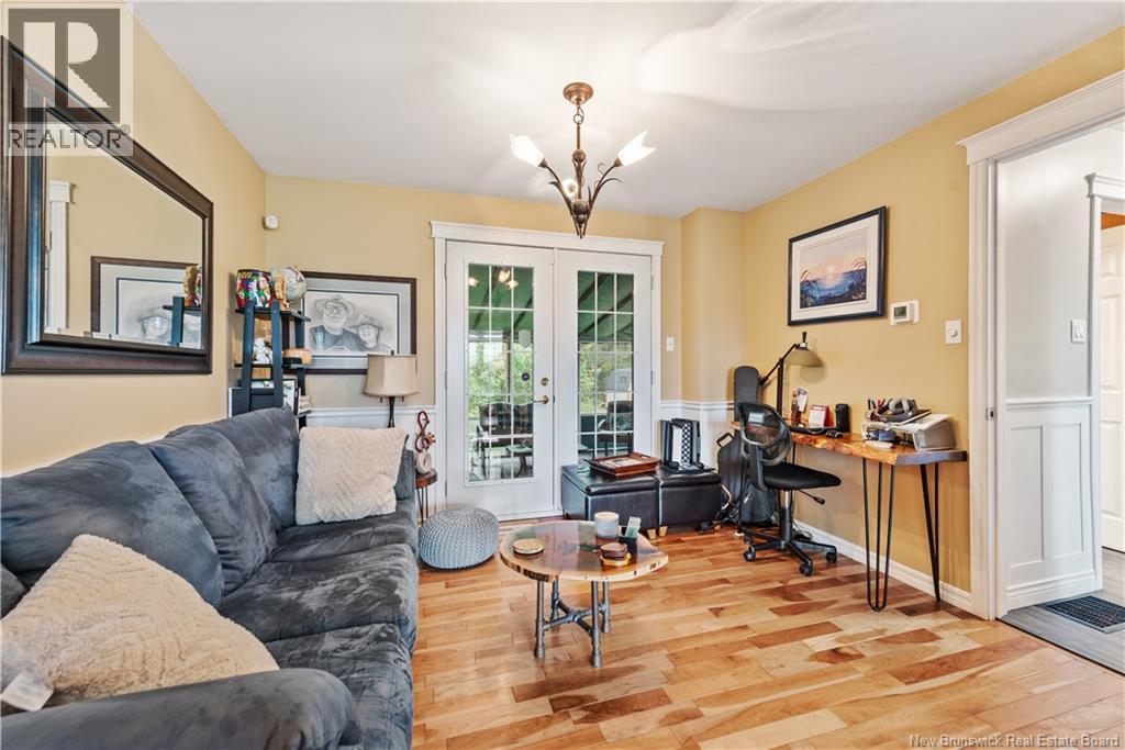 1460 Saint Charles Nord Property Photo 15