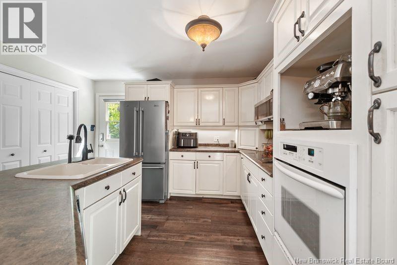67 Power Drive Property Photo 5