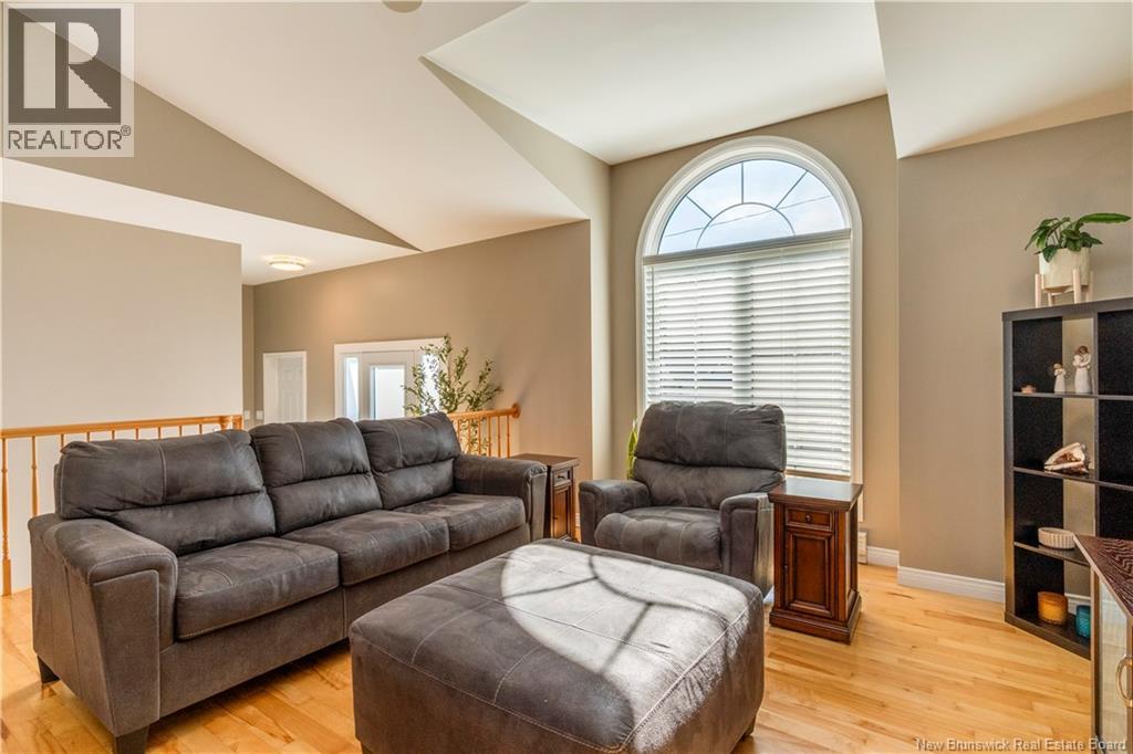 228 Herve Street Property Photo 10