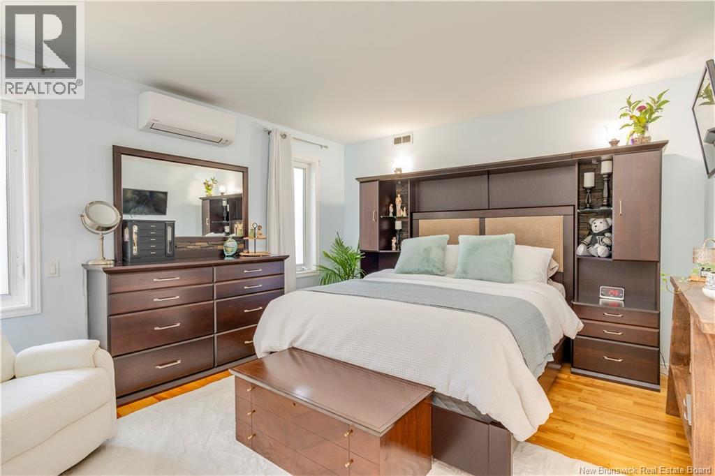 228 Herve Street Property Photo 22