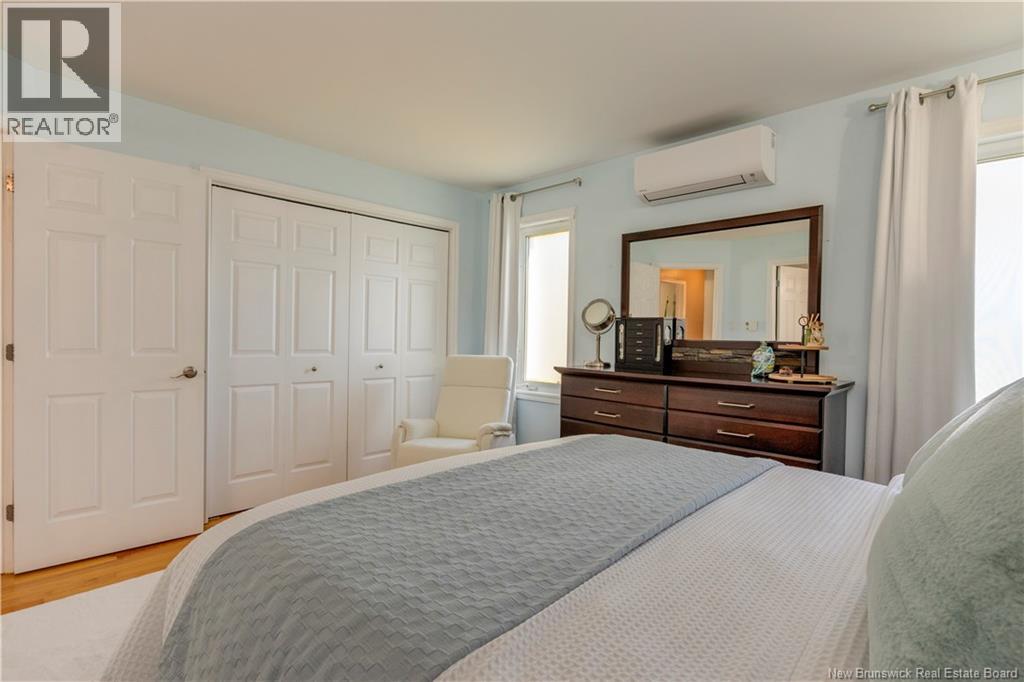 228 Herve Street Property Photo 24