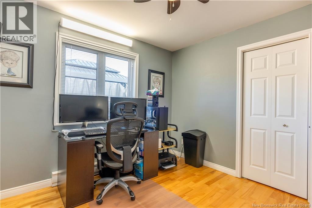 228 Herve Street Property Photo 28