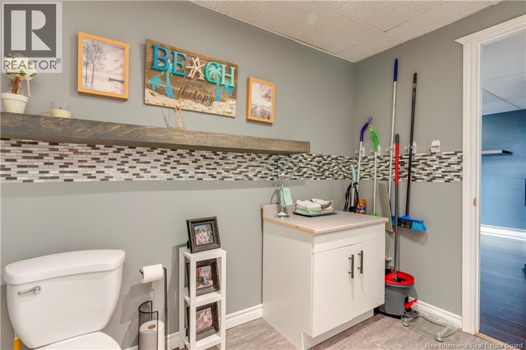 228 Herve Street Property Photo 32