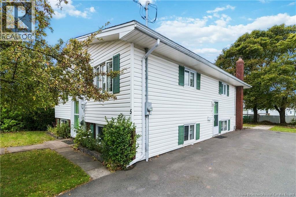 7 James Street Property Photo 1