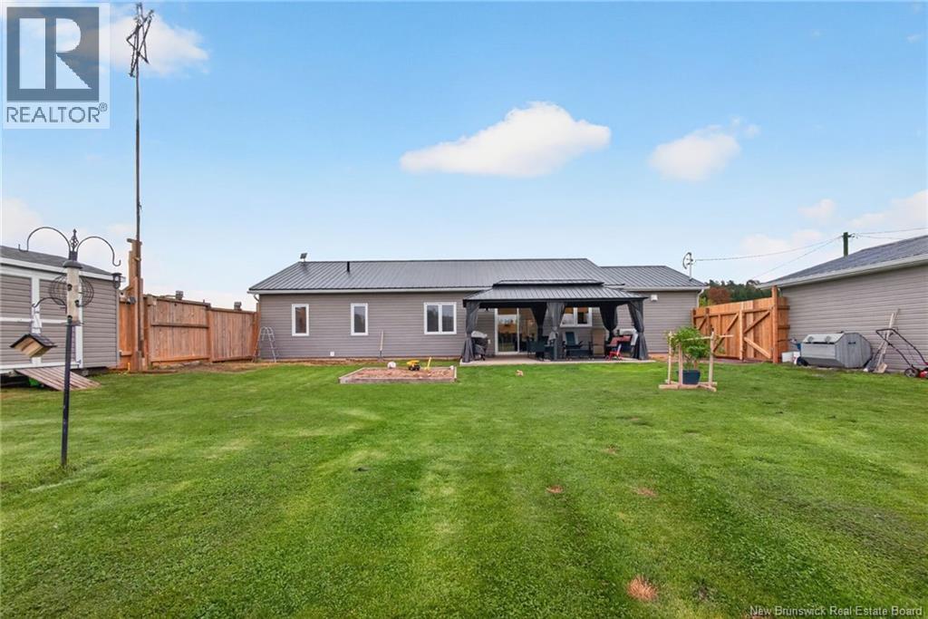 18 Hope Road Property Photo 32