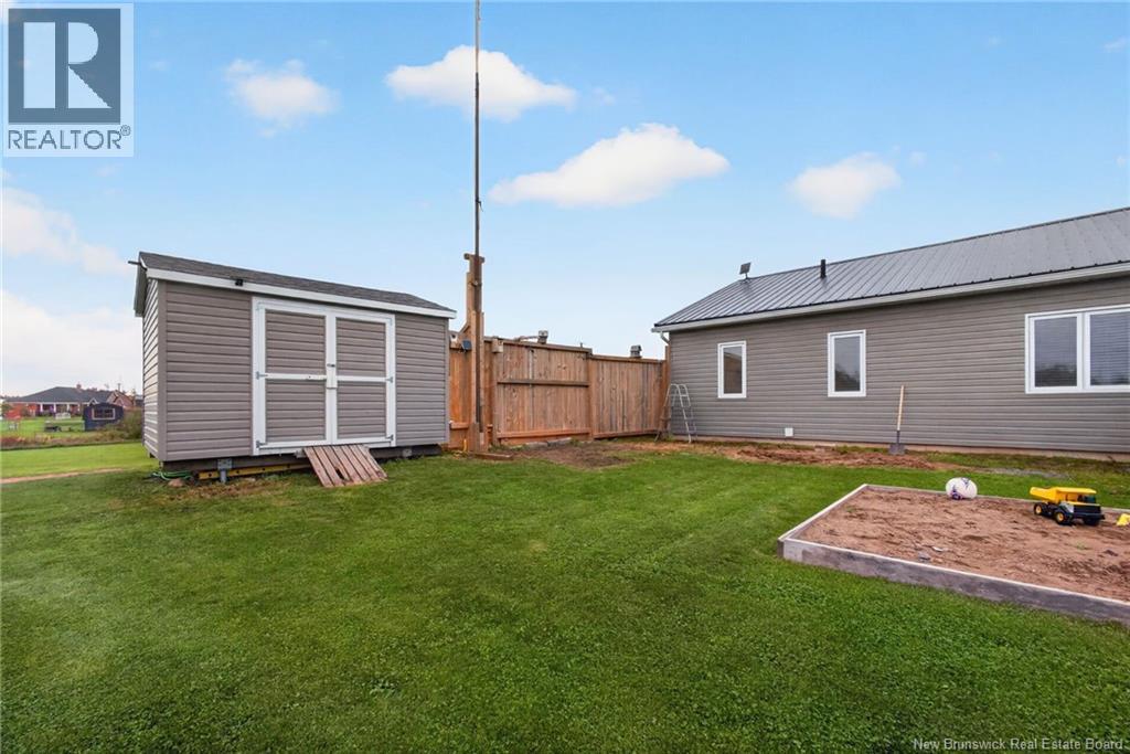 18 Hope Road Property Photo 34